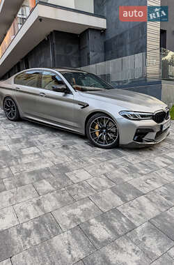 Седан BMW M5 2019 в Трускавці