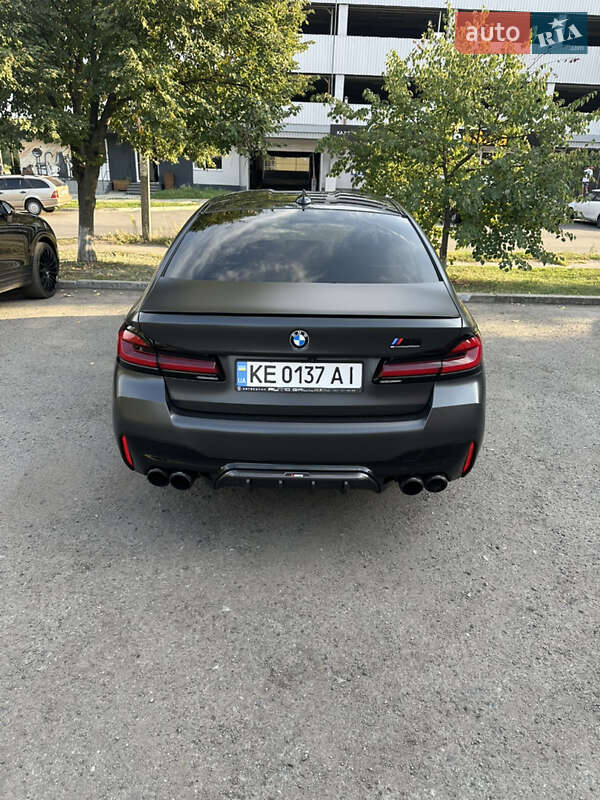 Седан BMW M5 2023 в Полтаве