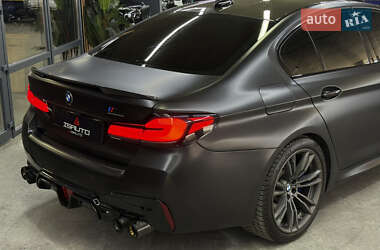 Седан BMW M5 2018 в 