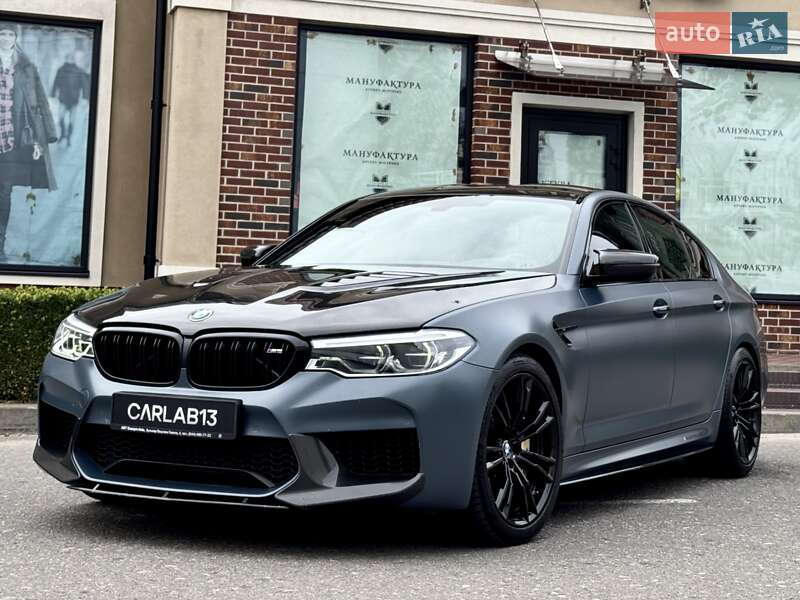 Седан BMW M5 2018 в Киеве