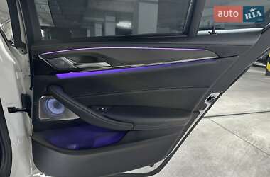 Седан BMW M5 2019 в 