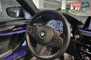 Седан BMW M5 2019 в 