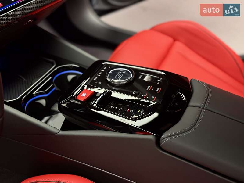 Седан BMW M5 2025 в Киеве фото 32 Седан BMW M5 2025 в Киеве