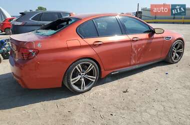 Седан BMW M5 2014 в 