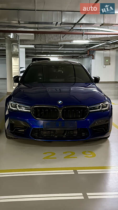 Седан BMW M5 2019 в Киеве фото Седан BMW M5 2019 в Киеве