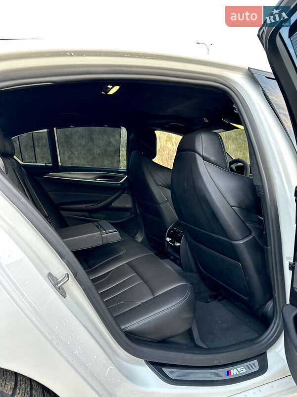 Седан BMW M5 2018 в Киеве фото 9 Седан BMW M5 2018 в Киеве