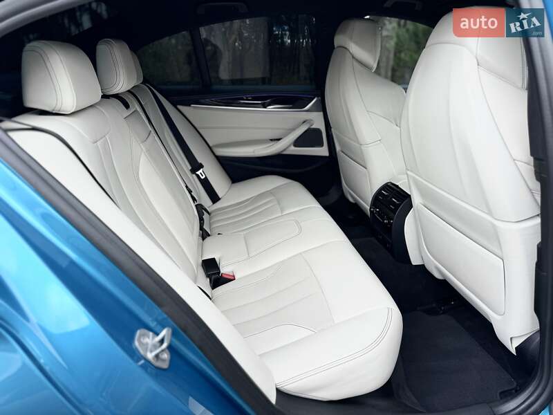 Седан BMW M5 2018 в Киеве фото 42 Седан BMW M5 2018 в Киеве