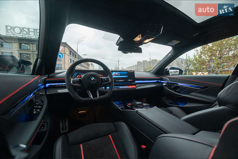 Седан BMW M5 2025 в Киеве фото 31 Седан BMW M5 2025 в Киеве