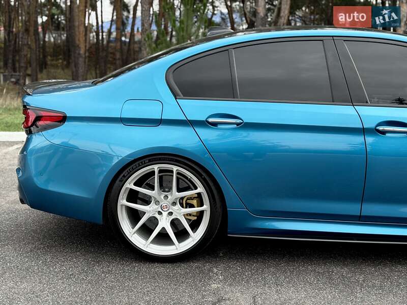 Седан BMW M5 2018 в Києві