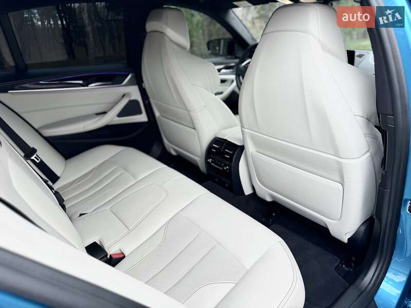Седан BMW M5 2018 в Києві