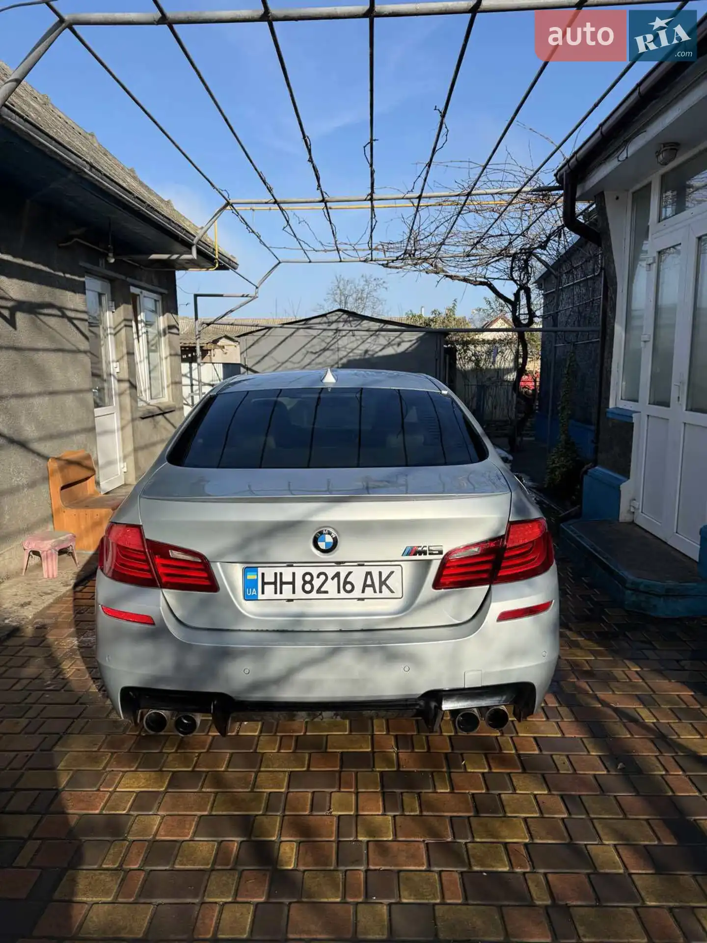 2011 BMW M5 - мініатюра 22