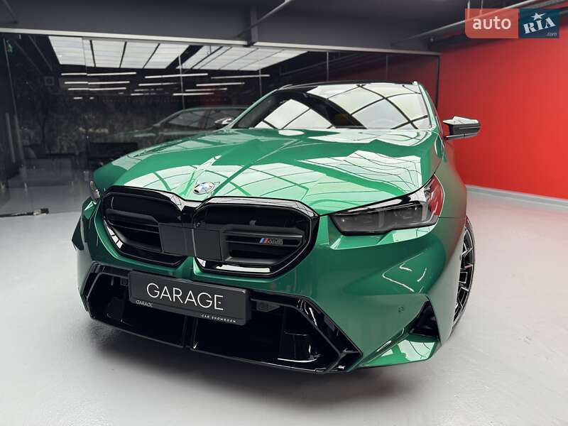 Универсал BMW M5 2025 в Киеве