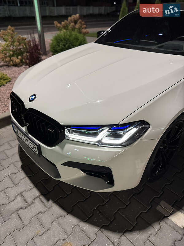 Седан BMW M5 2020 в Хмельницком