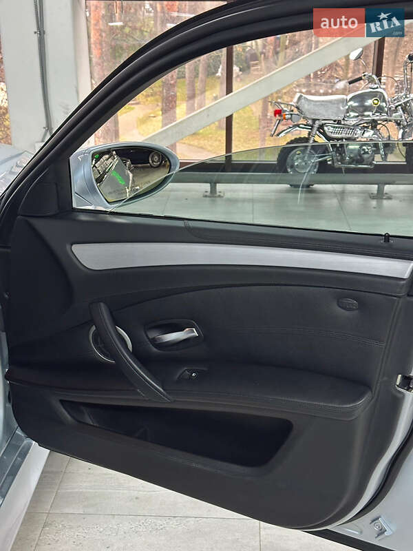 Седан BMW M5 2007 в Киеве