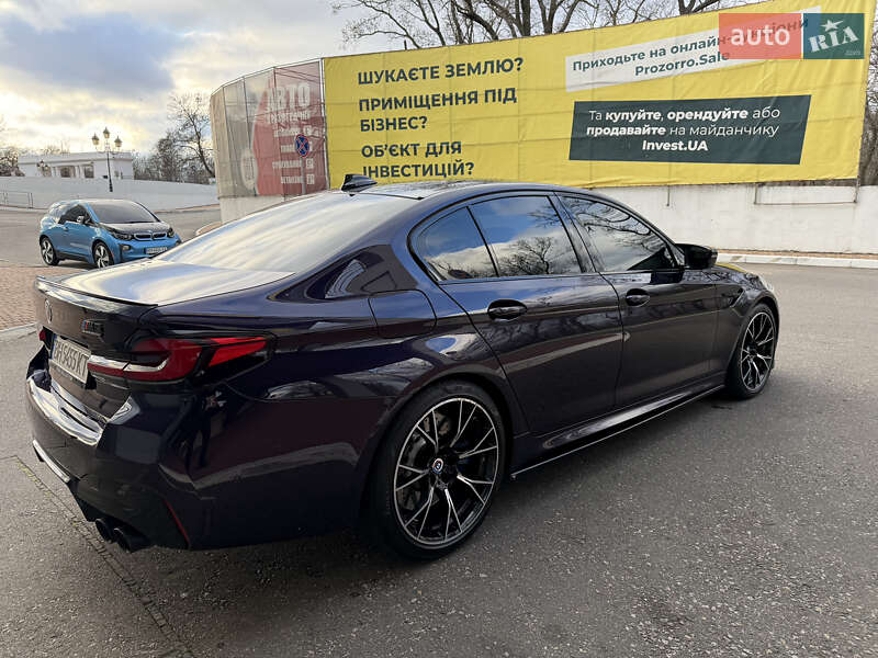 Седан BMW M5 2023 в Одессе
