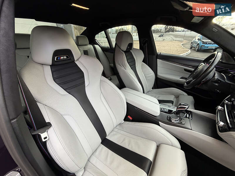 Седан BMW M5 2023 в Одессе