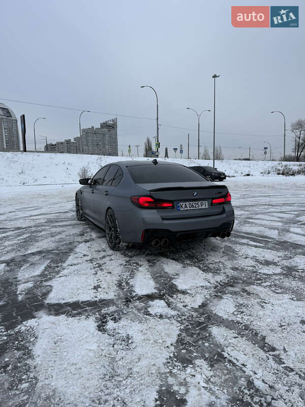 Седан BMW M5 2021 в Киеве