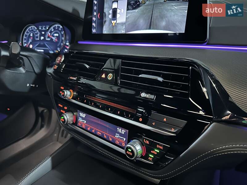 Седан BMW M5 2019 в Днепре