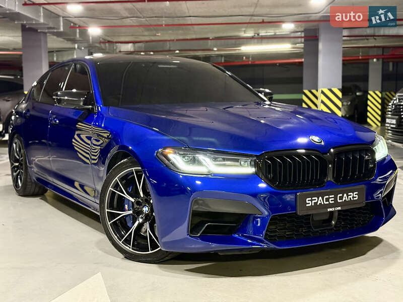 Седан BMW M5 2021 в Киеве