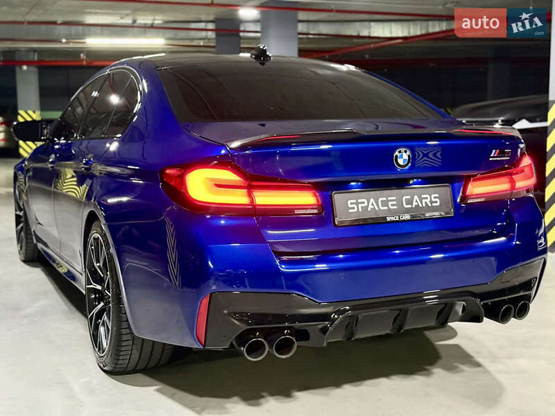 Седан BMW M5 2021 в Киеве