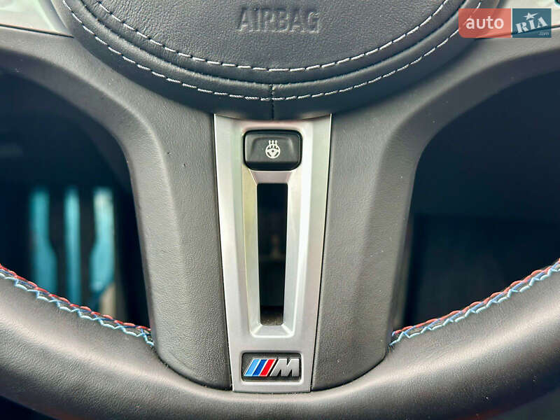 Седан BMW M5 2022 в Киеве