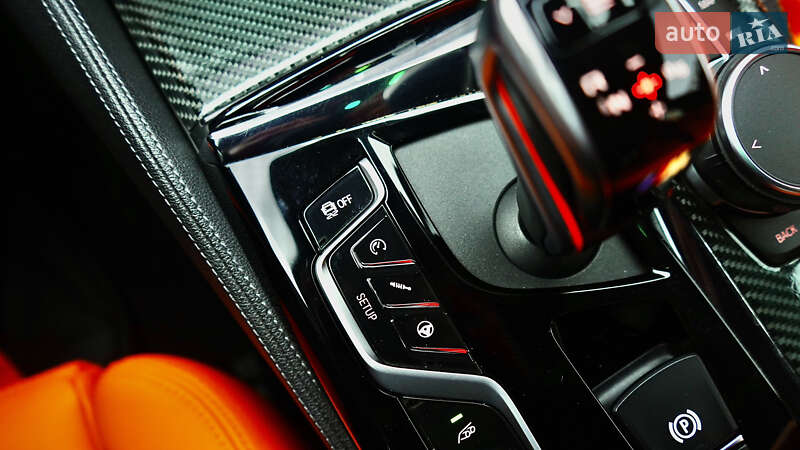 Седан BMW M5 2019 в Львове