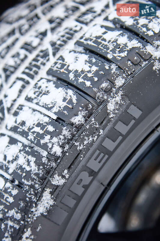 Седан BMW M5 2020 в Полтаве