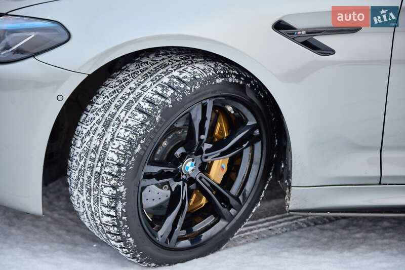 Седан BMW M5 2020 в Полтаве