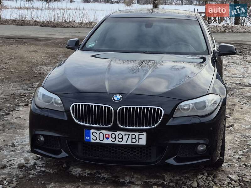 Седан BMW M5 2011 в Ужгороді