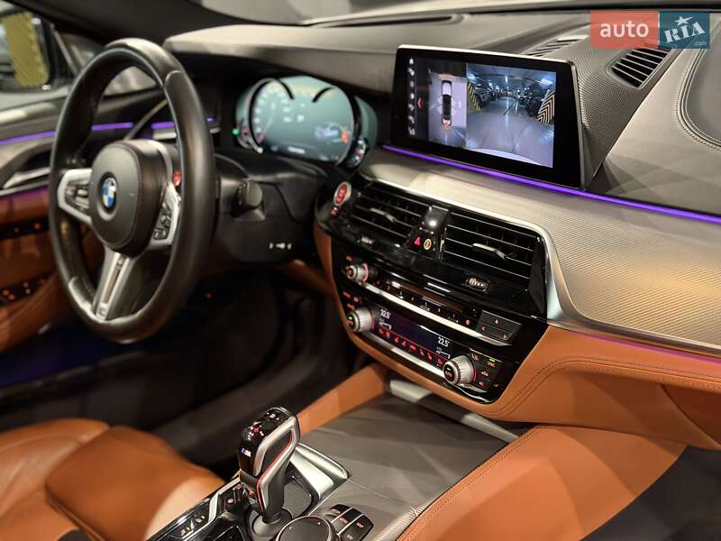 Седан BMW M5 2019 в Одесі
