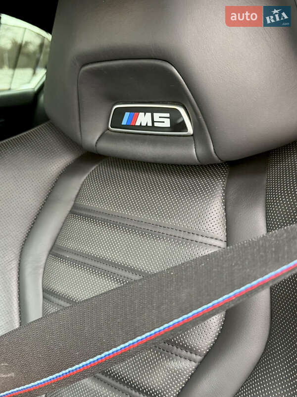 Седан BMW M5 2018 в Одессе