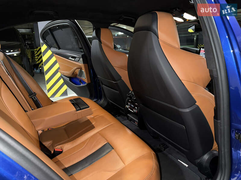 Седан BMW M5 2021 в Киеве