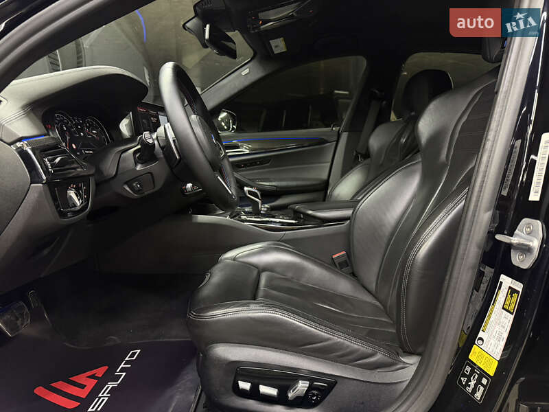 Седан BMW M5 2018 в Одесі