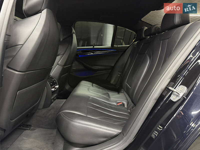 Седан BMW M5 2018 в Одесі