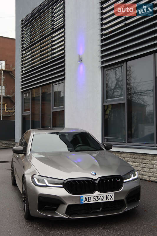Седан BMW M5 2019 в Виннице
