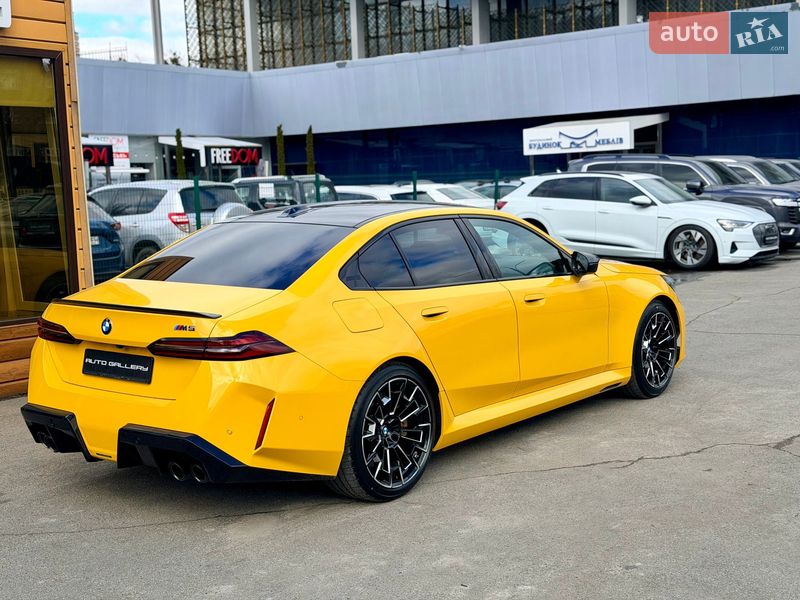 Седан BMW M5 2025 в Киеве фото 6 Седан BMW M5 2025 в Киеве