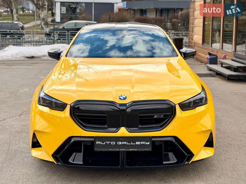 Седан BMW M5 2025 в Киеве фото 16 Седан BMW M5 2025 в Киеве