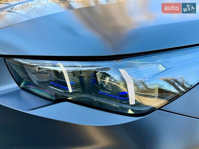 Седан BMW M5 2024 в Киеве