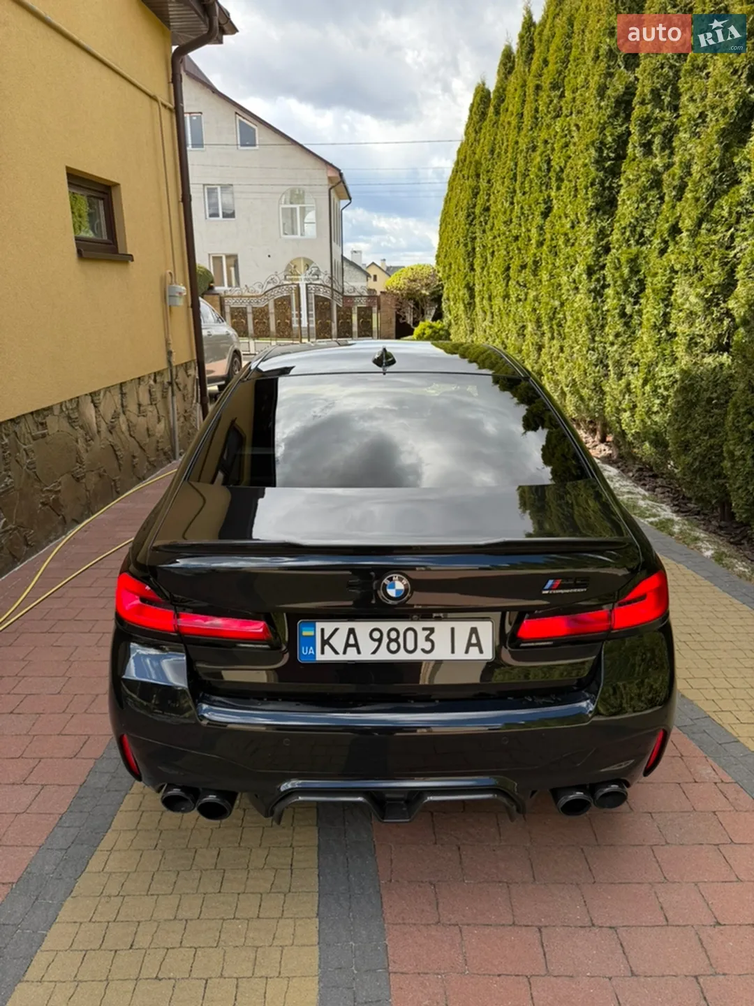 2018 BMW M5 - мініатюра 3