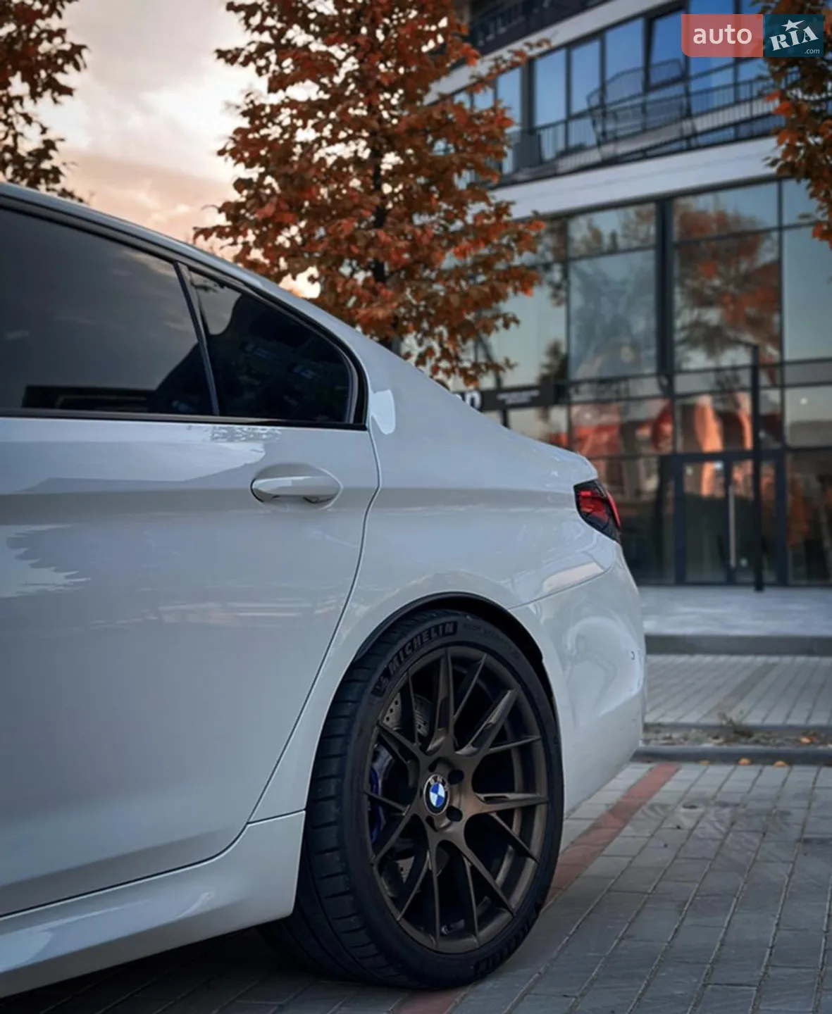 2018 BMW M5 - мініатюра 2