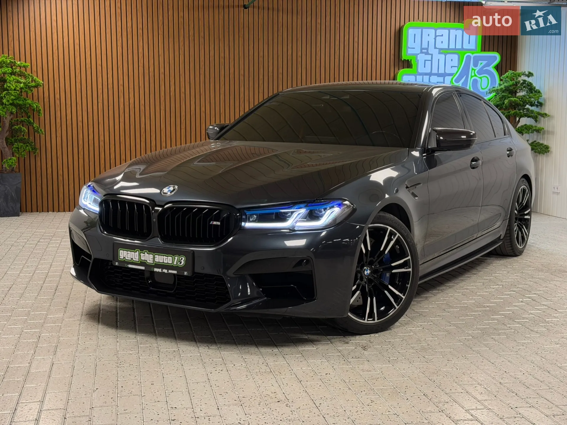 2019 BMW M5 - мініатюра 2