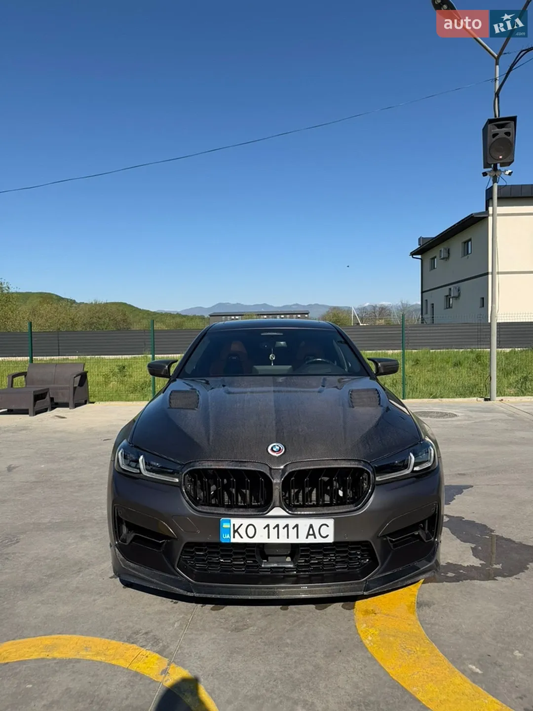 2022 BMW M5 - мініатюра 3
