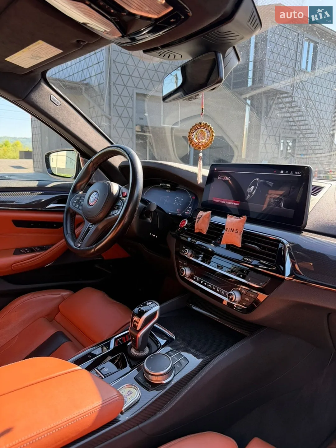 2022 BMW M5 - мініатюра 12