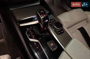Седан BMW M5 2018 в Киеве