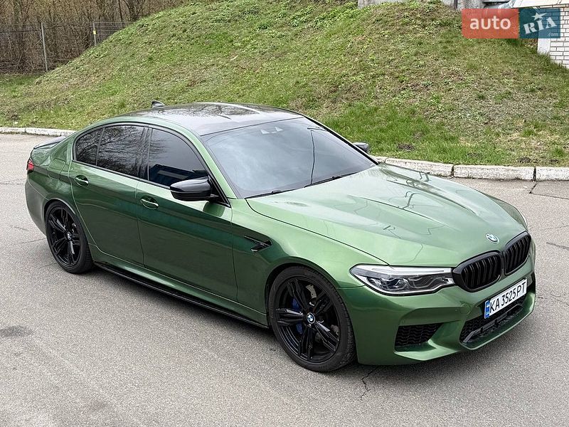 Седан BMW M5 2018 в Киеве