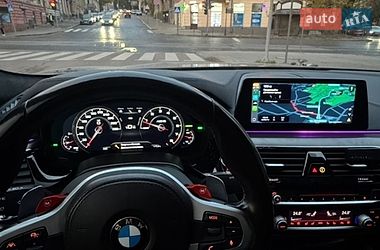 Седан BMW M5 2018 в Шептицькому