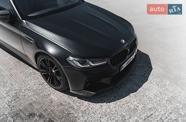 Седан BMW M5 2021 в Киеве