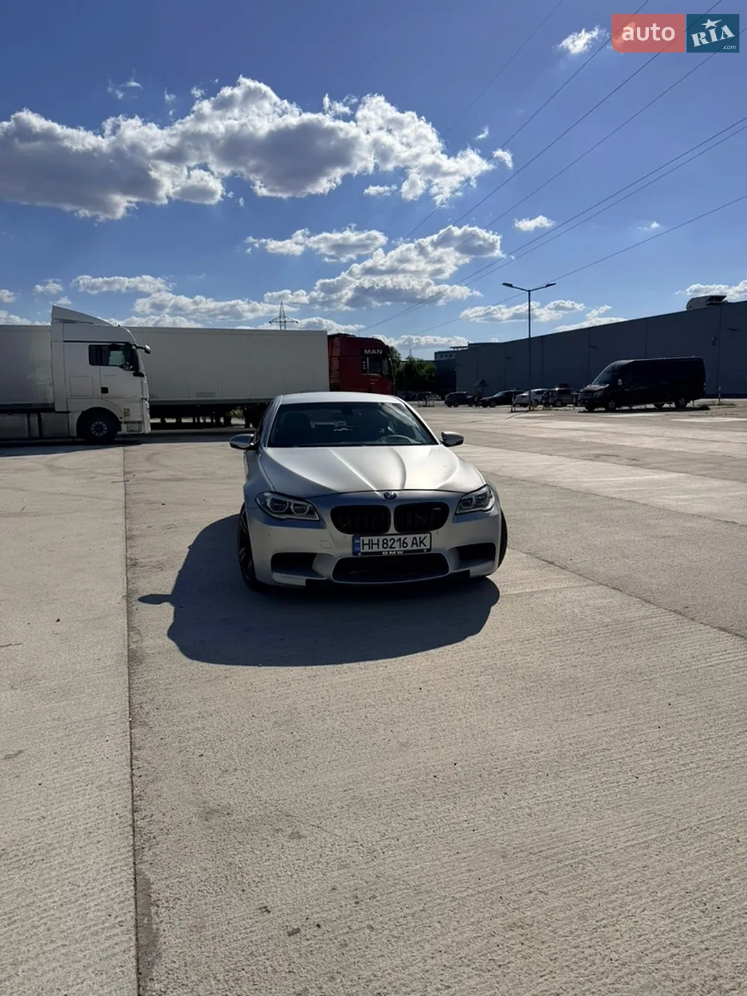 2011 BMW M5 - мініатюра 5