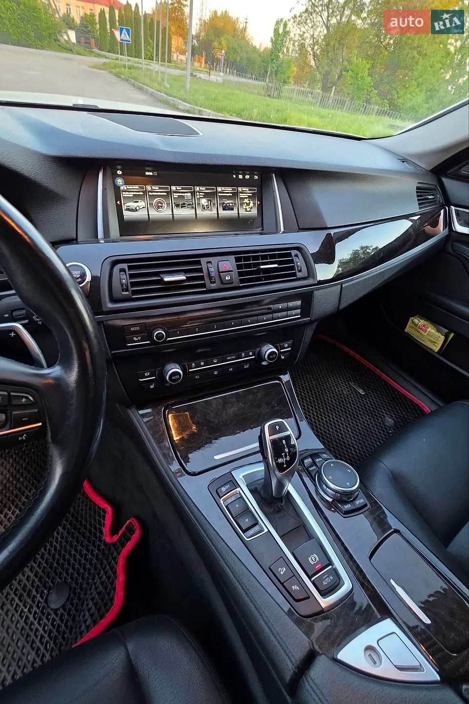 2016 BMW 5er - мініатюра 12