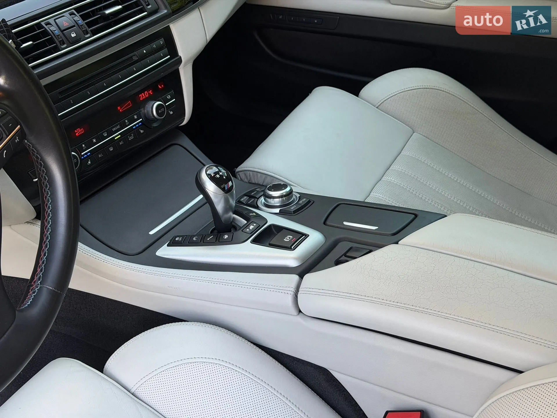 2012 BMW M5 - мініатюра 43